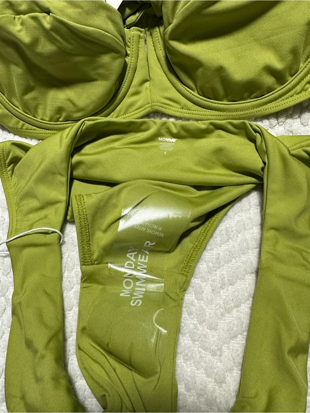 Monday Swimwear Apple Green Underwire Crovelly Top M - Seychelles Bottom Small